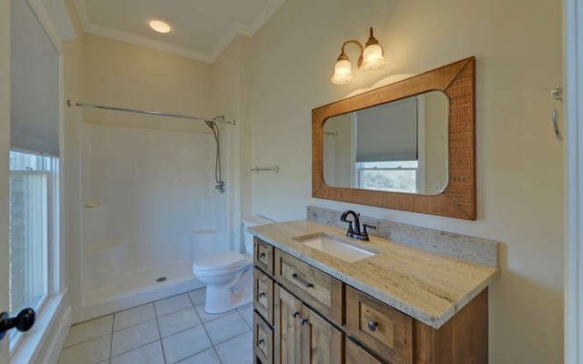 718 Hidden Lake, Blairsville, GA 30512