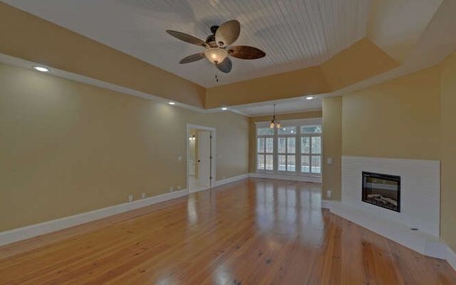 718 Hidden Lake, Blairsville, GA 30512