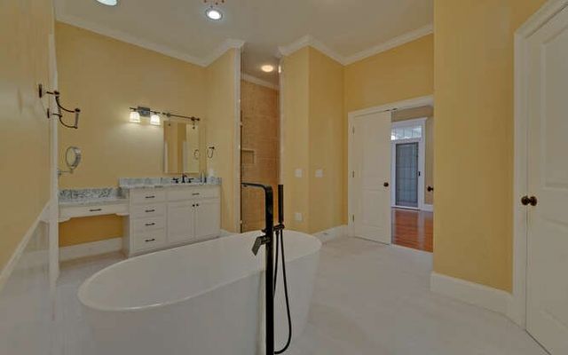 718 Hidden Lake, Blairsville, GA 30512