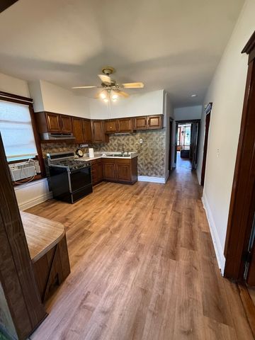 2448 W Gunnison Street 2, Chicago, IL 60625