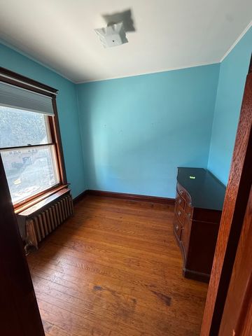 2448 W Gunnison Street 2, Chicago, IL 60625