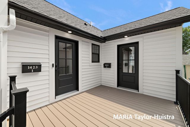 1423 Lakeshore Drive, Muskegon, MI 49441