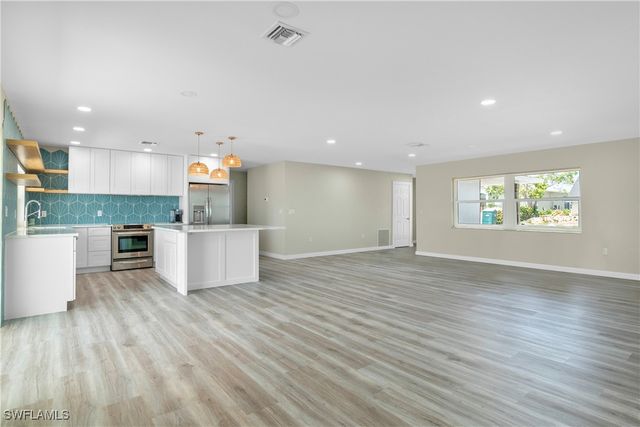 292 3rd ST, Bonita Springs, FL 34134
