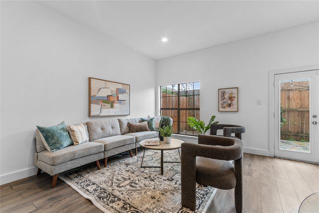 2807 Throckmorton Street 103, Dallas, TX 75219