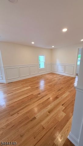 502 W Broad St, Westfield Town, NJ 07090