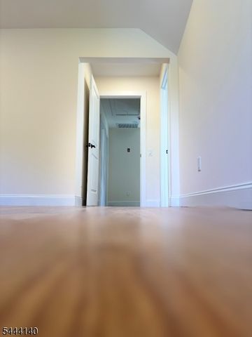 502 W Broad St, Westfield Town, NJ 07090