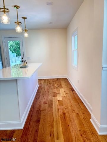 502 W Broad St, Westfield Town, NJ 07090