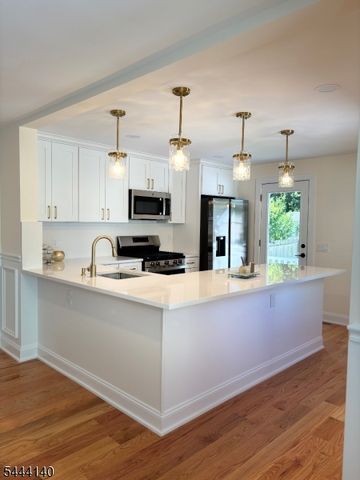 502 W Broad St, Westfield Town, NJ 07090