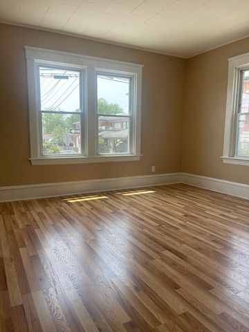 466-470 Cambridge St, Fall River, MA 02721