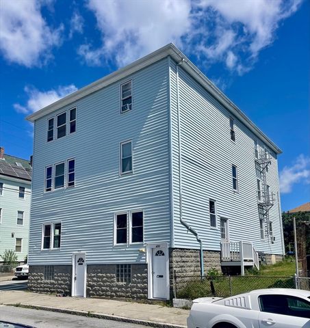466-470 Cambridge St, Fall River, MA 02721
