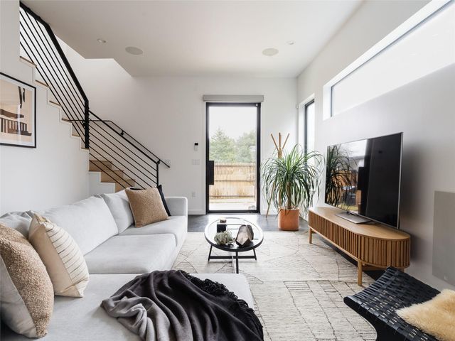 1706 Brassie ST, Austin, TX 78741