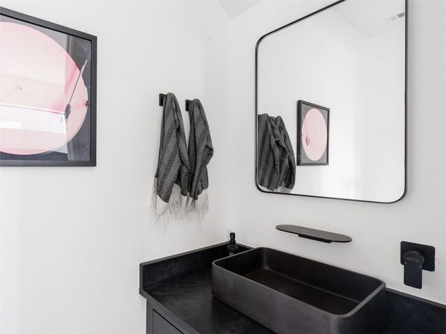 1706 Brassie ST, Austin, TX 78741