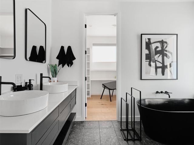 1706 Brassie ST, Austin, TX 78741