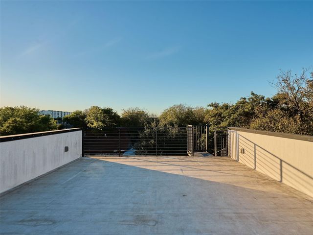 1706 Brassie ST, Austin, TX 78741