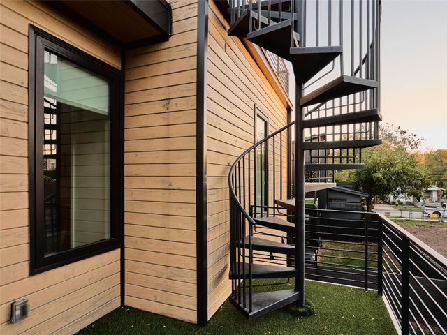 1706 Brassie ST, Austin, TX 78741