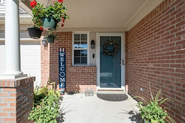 7158 Brookmeadow Drive, Centerville, OH 45459