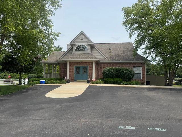 7158 Brookmeadow Drive, Centerville, OH 45459