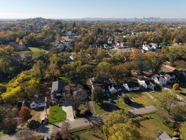 1240 Kenmore Pl, Nashville, TN 37216