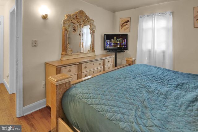 1615 MOUNT LAUREL RD, Temple, PA 19560