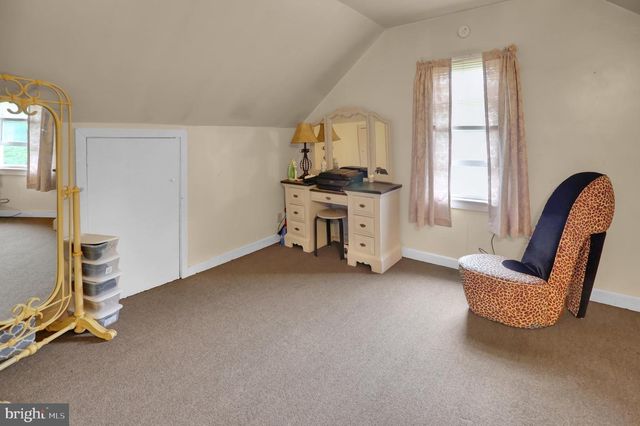 1615 MOUNT LAUREL RD, Temple, PA 19560