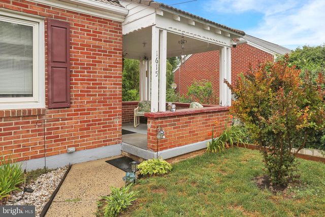 1615 MOUNT LAUREL RD, Temple, PA 19560