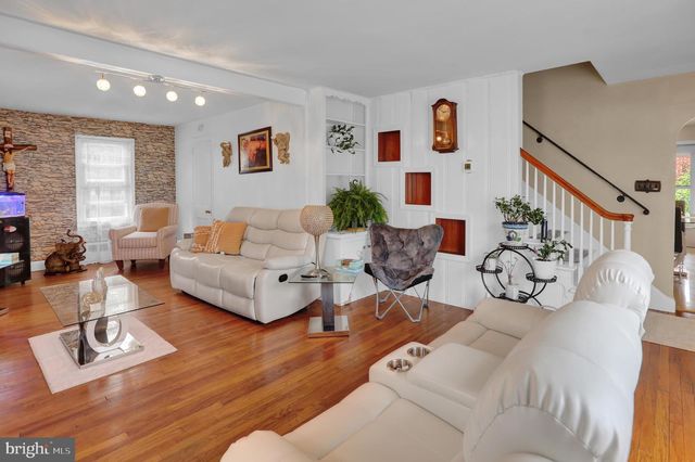 1615 MOUNT LAUREL RD, Temple, PA 19560