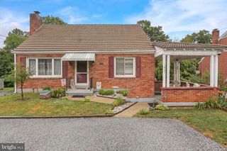 1615 MOUNT LAUREL RD, Temple, PA 19560