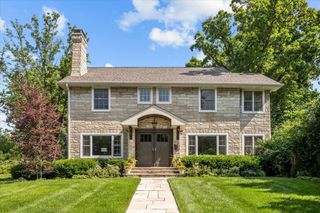 425 Orchard Lane, Highland Park, IL 60035