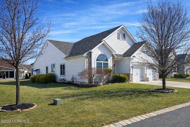 3 Eagleswood Drive, Waretown, NJ 08758