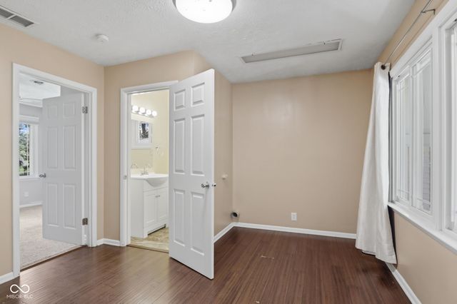 7115 W Ralston Road, Indianapolis, IN 46221