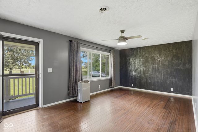 7115 W Ralston Road, Indianapolis, IN 46221