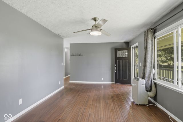 7115 W Ralston Road, Indianapolis, IN 46221