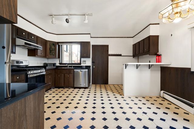 1762 Columbia Rd 1, Boston, MA 02127