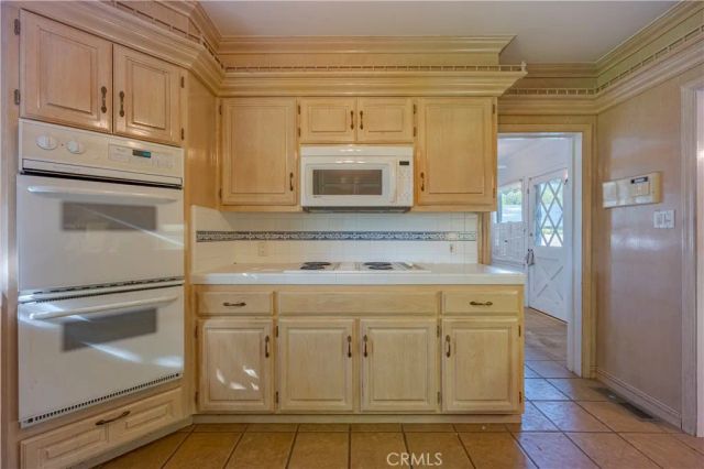 1785 E North Bear Creek, Merced, CA 95340