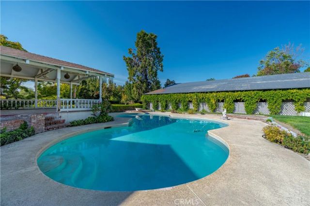 1785 E North Bear Creek, Merced, CA 95340