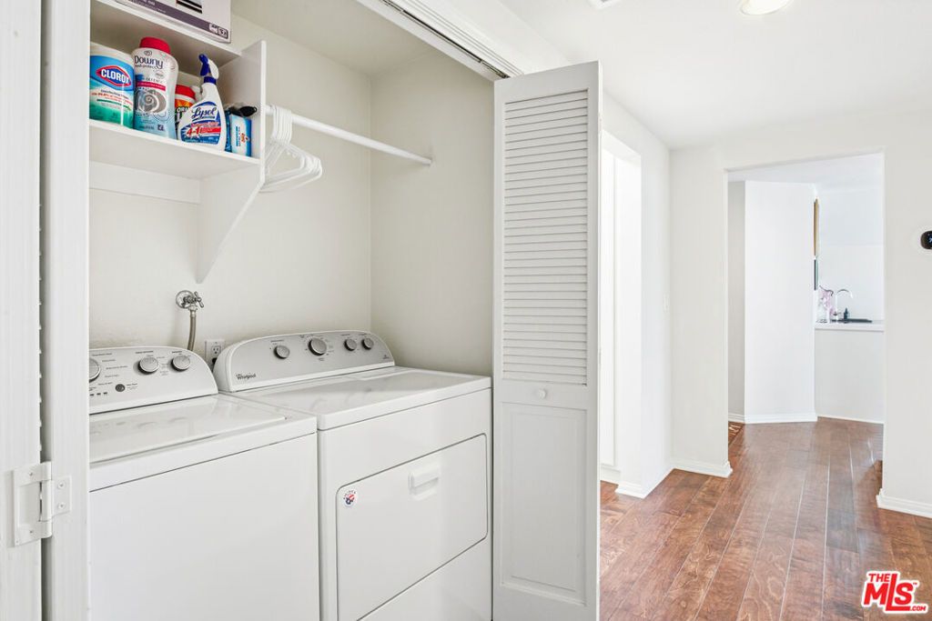 Image 24 of property listing at 1164 Wellesley Avenue 301, Los Angeles, CA 90049