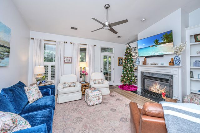 145 Fresh Meadow Lane 56, Mount Pleasant, SC 29466