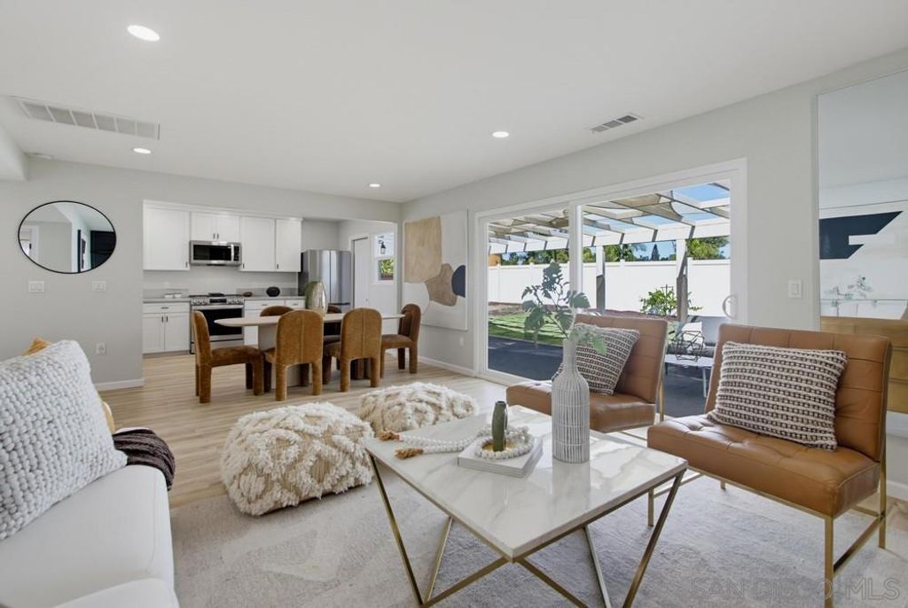 2718 Powhatan Ave., San Diego, CA 92117 — photo 5