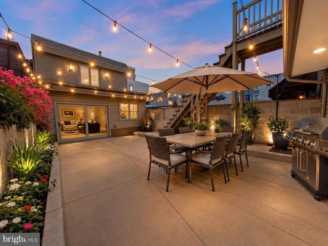 2671 ALMOND ST, Philadelphia, PA 19125