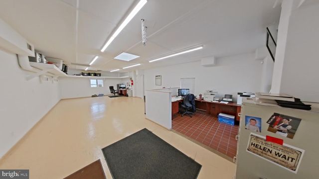 2671 ALMOND ST, Philadelphia, PA 19125