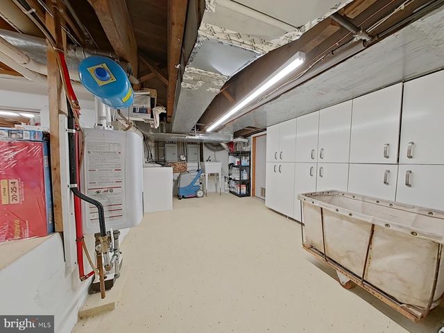 2671 ALMOND ST, Philadelphia, PA 19125