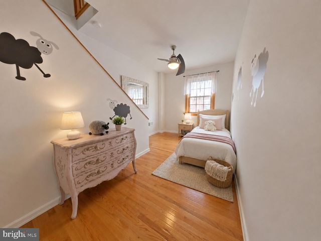 2671 ALMOND ST, Philadelphia, PA 19125