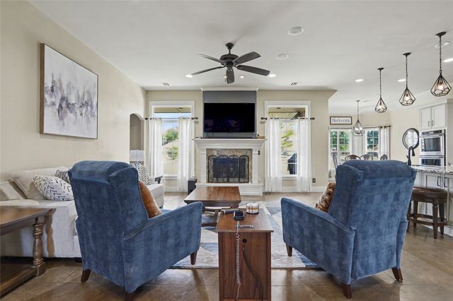6833 S 302nd East Avenue, Broken Arrow, OK 74014