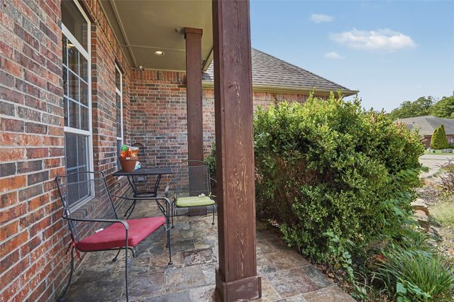 6833 S 302nd East Avenue, Broken Arrow, OK 74014