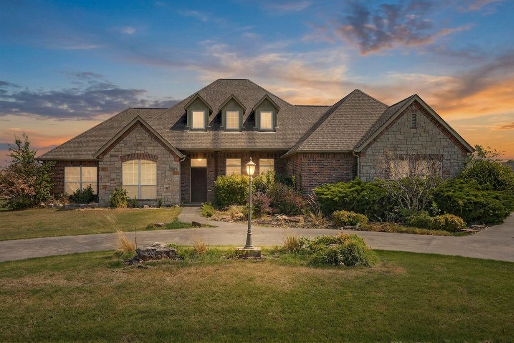 6833 S 302nd East Avenue, Broken Arrow, OK 74014