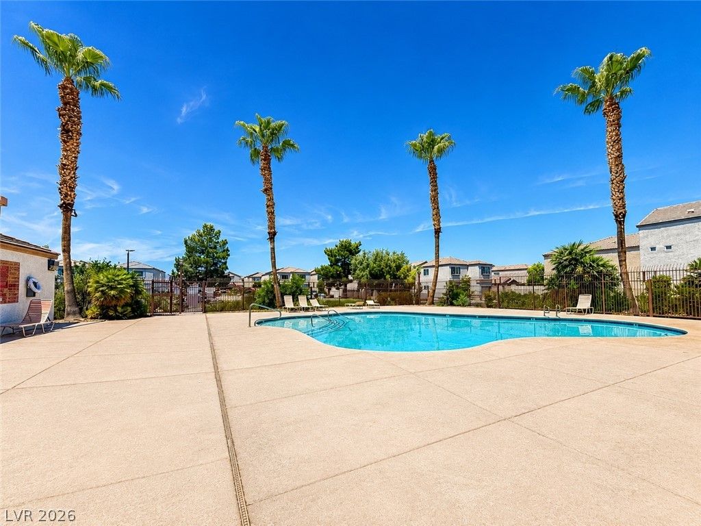 9929 Fragile Fields Street, Las Vegas, NV 89183 — photo 3