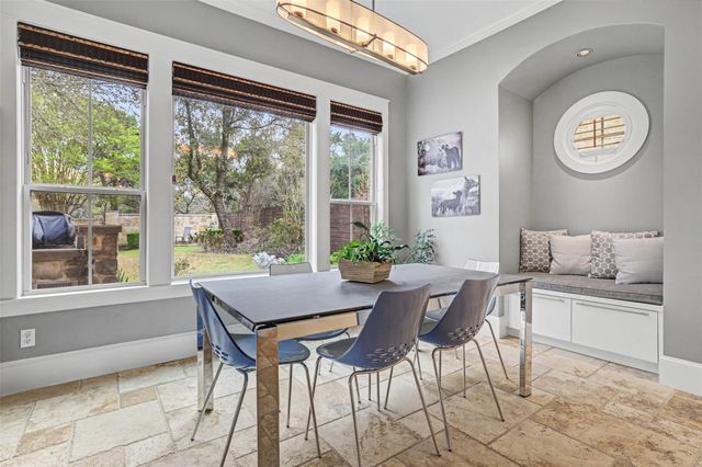 816 Stonewall Ridge LN, Austin, TX 78746