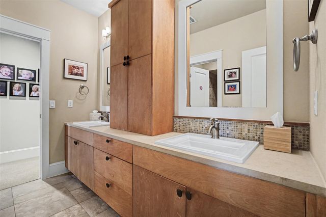 816 Stonewall Ridge LN, Austin, TX 78746