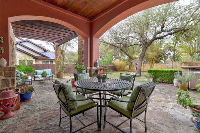 816 Stonewall Ridge LN, Austin, TX 78746