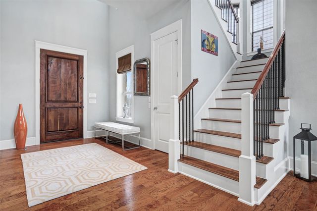 816 Stonewall Ridge LN, Austin, TX 78746